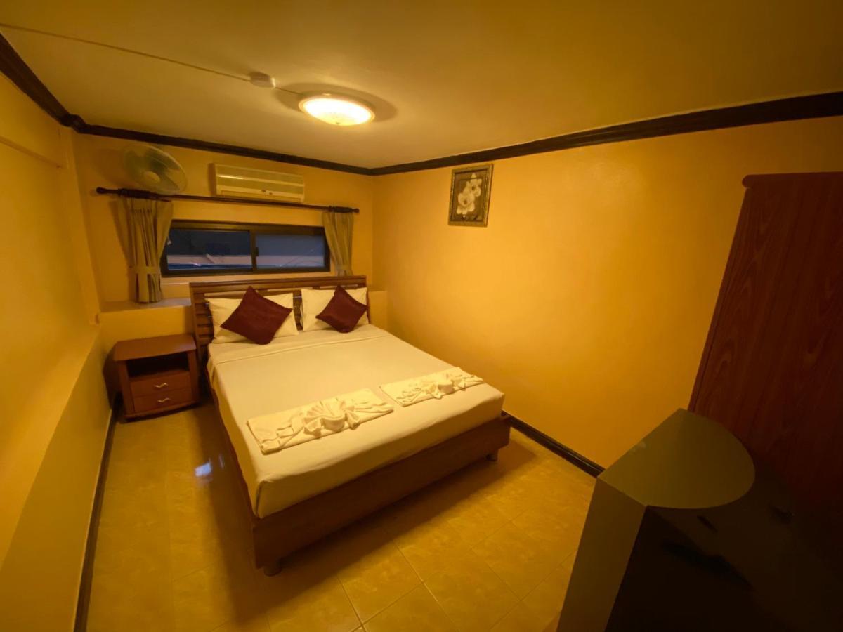 Star Guesthouse Patong Extérieur photo