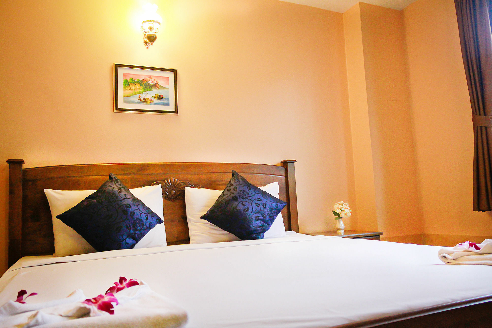 Star Guesthouse Patong Extérieur photo