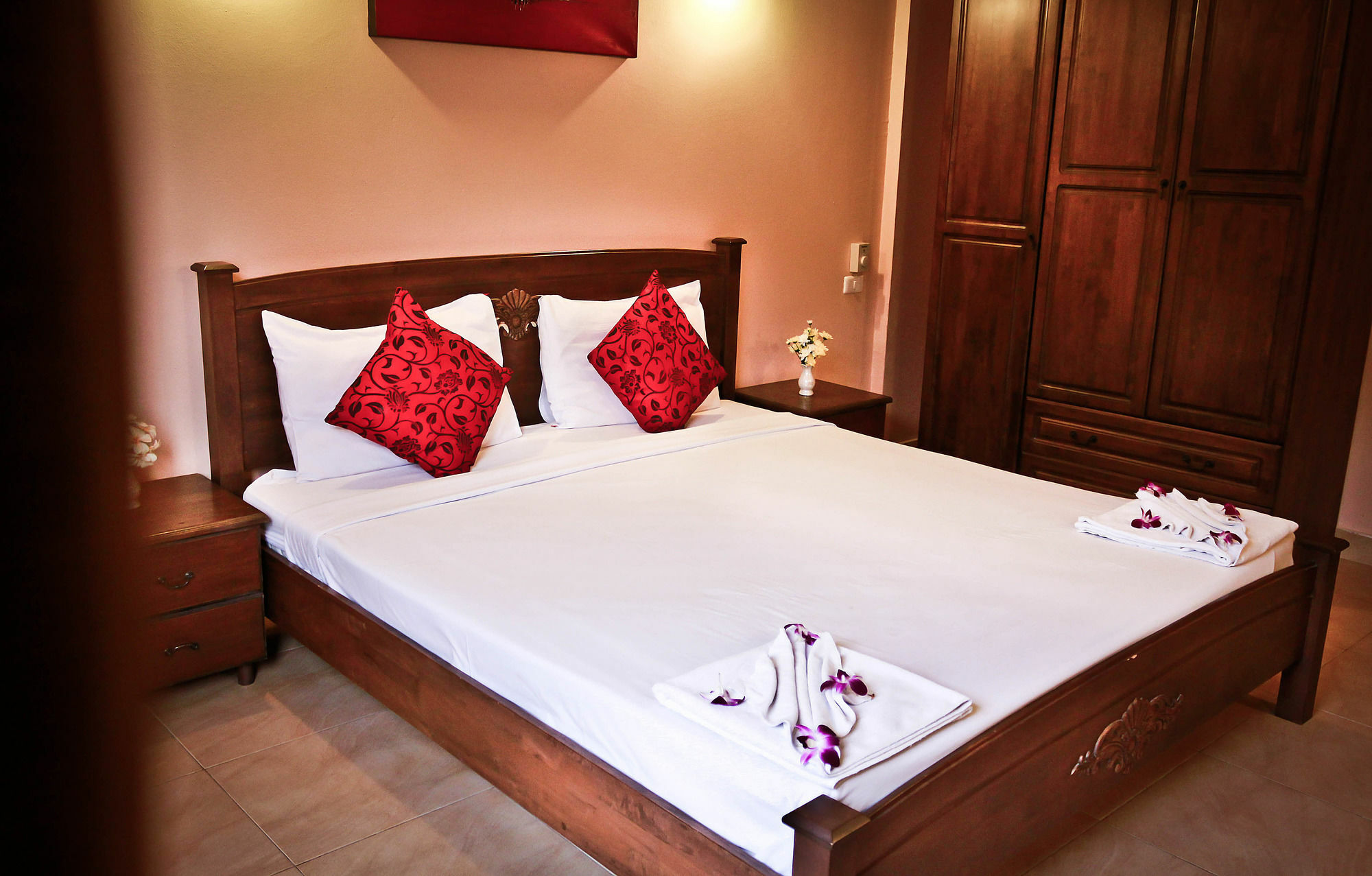 Star Guesthouse Patong Extérieur photo